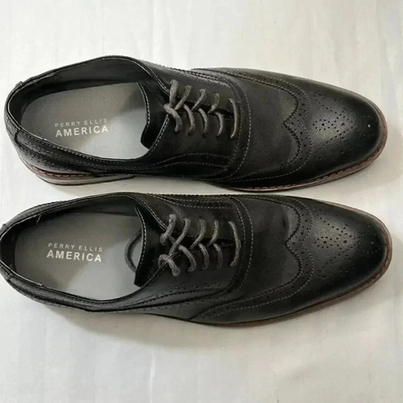 Perry Ellis gray bucks/shoes size 11 1/2 - Picture 1 of 5